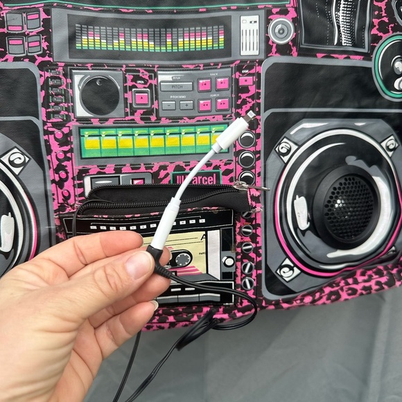 Vintage 80’s Pink Leopard Boombox Tote bag, working speaker, bag only - Picture 4 of 13